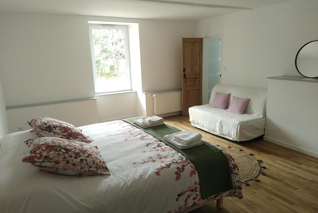 La Ferme Des Galoches Bed & Breakfast Villemontais Екстериор снимка