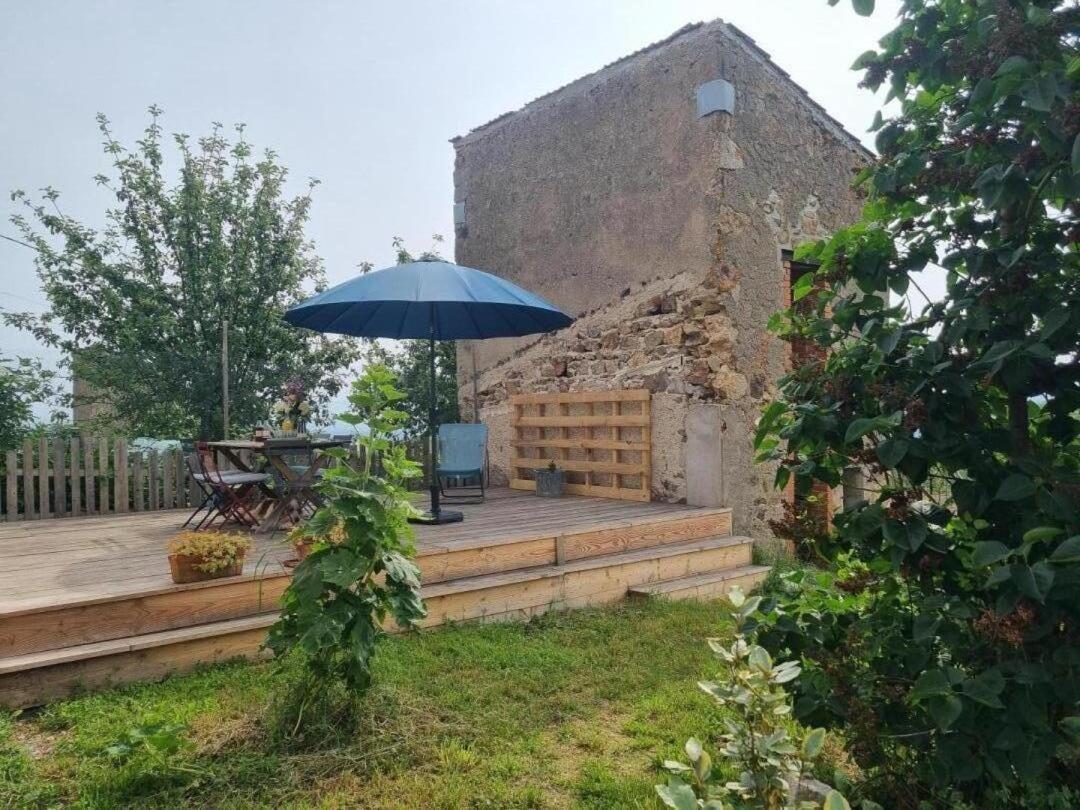La Ferme Des Galoches Bed & Breakfast Villemontais Екстериор снимка